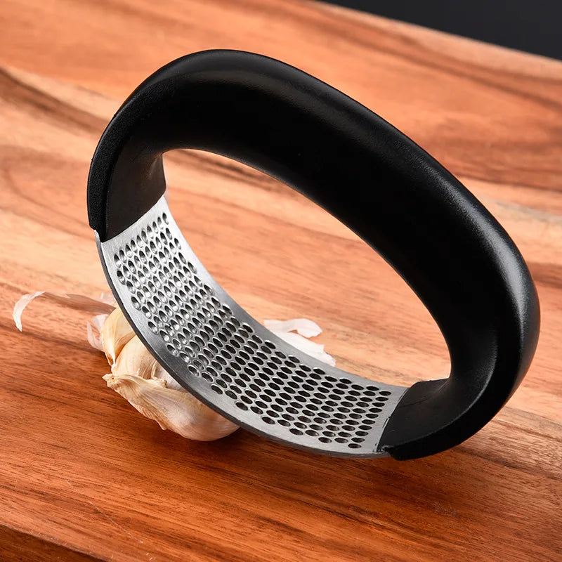 garlic press